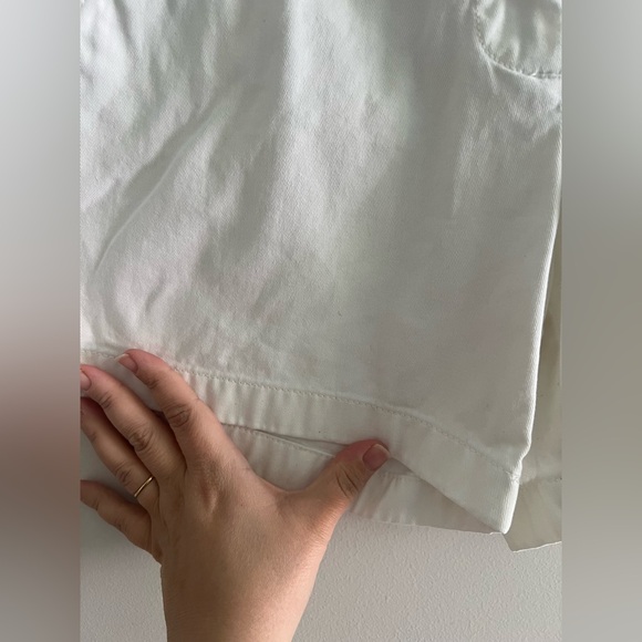 J.Crew White Chino Shorts Women’s Size 6 City Fit Classic Summer Staple - Picture 2 of 5